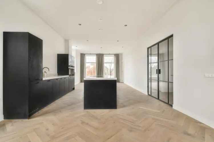 Luxe Appartement Amsterdam Zuid 168m2 3 slaapkamers Terras