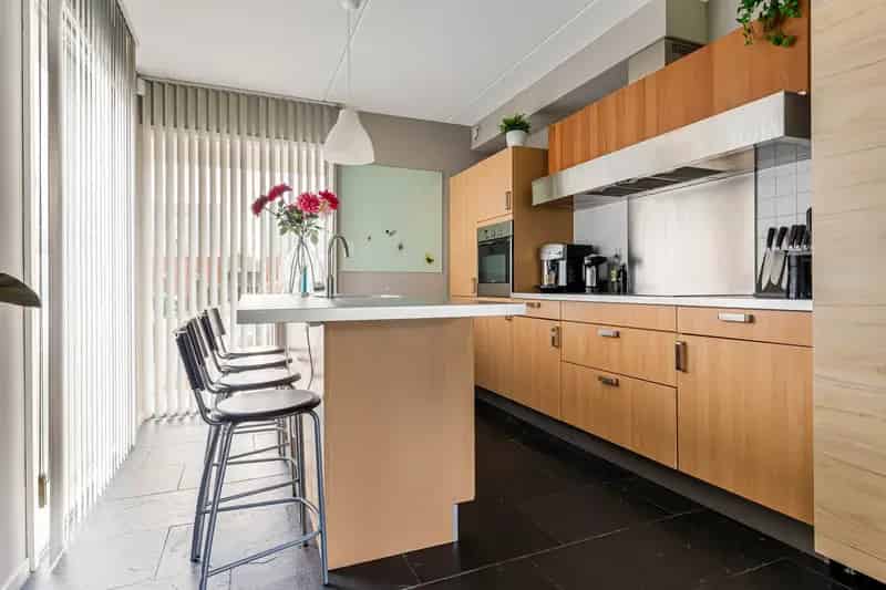 Huis te koop Almere 5 slaapkamers ruime tuin garage energielabel A