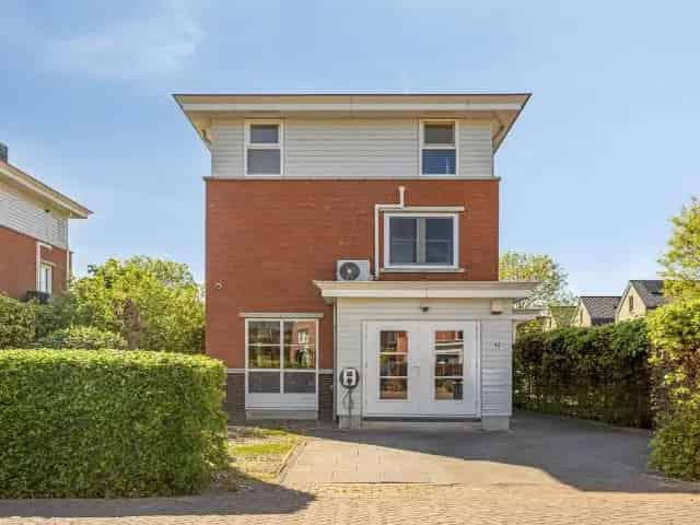 Luxe Vrijstaande Villa te Koop in Dordrecht Visserstuin