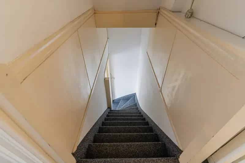 Ruime Jaren 30 woning Hoensbroek 5 slaapkamers 2 badkamers