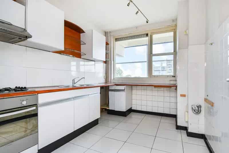Appartement te koop Loosduinen: Moderniseringsproject nabij strand en OV