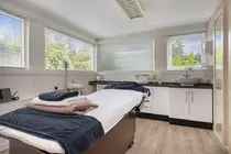 Bedrijfsruimte te Huur Krimpen aan den IJssel Beauty Wellness
