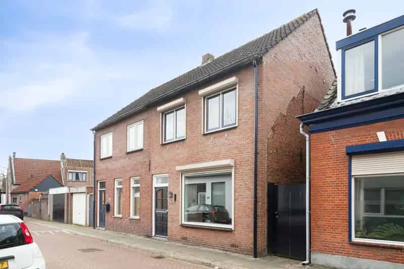 Tweekapper Oosterhout Centrum 4 slaapkamers ruime tuin