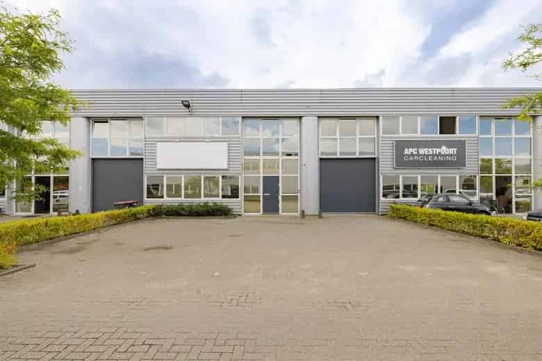 Bedrijfsruimte te huur Amsterdam 295m2 nabij A2