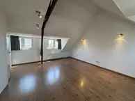 Studio Maastricht Sionsweg: Ruime en lichte studio te huur
