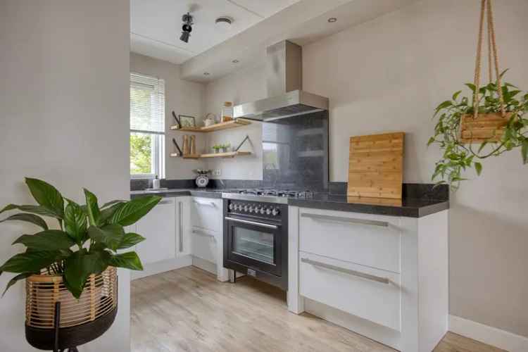 Moderne Tussenwoning te Someren 3 slaapkamers Instapklaar