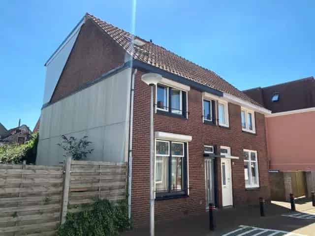 2 1 Kapwoning te Huur Steenbergen Centrum