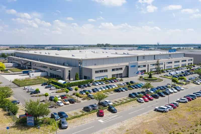 Bedrijfshal te huur Venlo 29779m2 Trade Port West