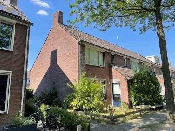 Hoekwoning met tuin en schuur -  Minimale huur 1 jaar