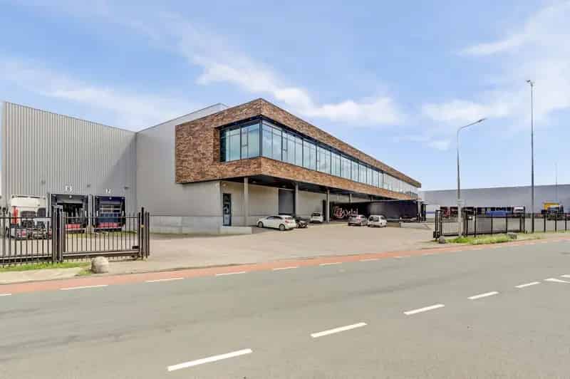 Bedrijfshal Venlo | Zoek bedrijfshallen te huur: Celsiusweg 25-A 5928 PR Venlo 