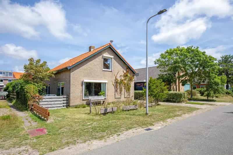 Vrijstaande woning Texel 2 slaapkamers tuin garage energielabel A