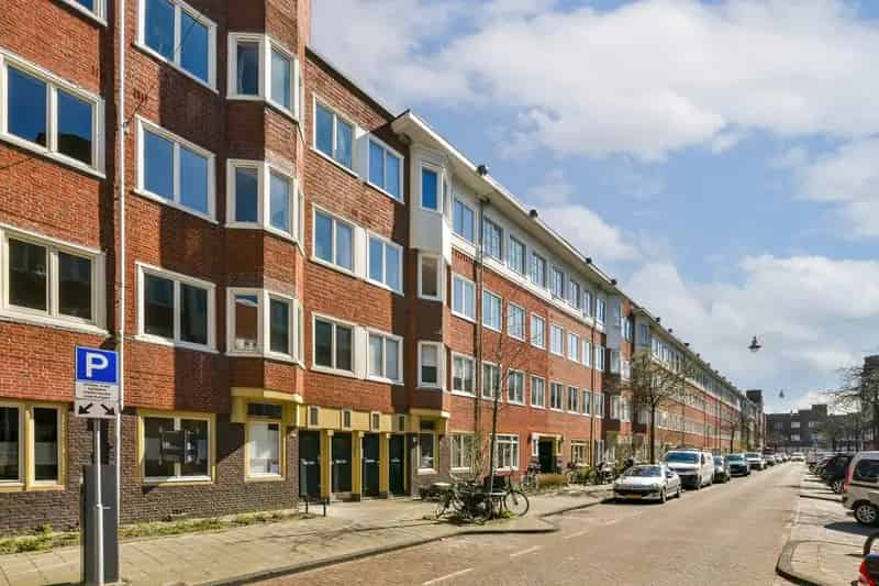 Appartement te koop Amsterdam Baarsjes 51m2 gerenoveerd
