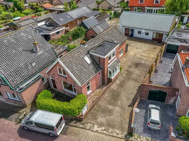 Belegging Nijkerk: 3 Appartementen 2 Bedrijfsruimtes