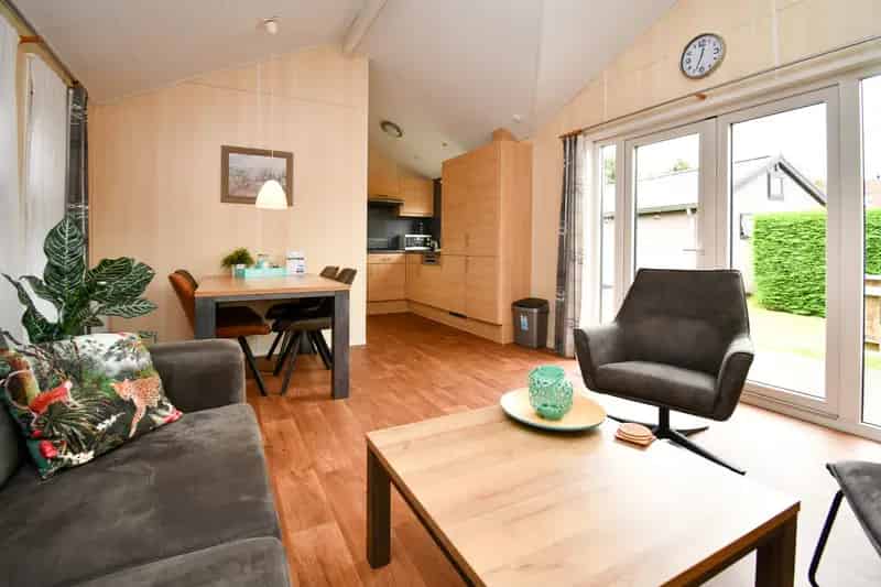 Chalet te Koop Formerum: 4 Personen, 320m² Grond, Nabij Strand