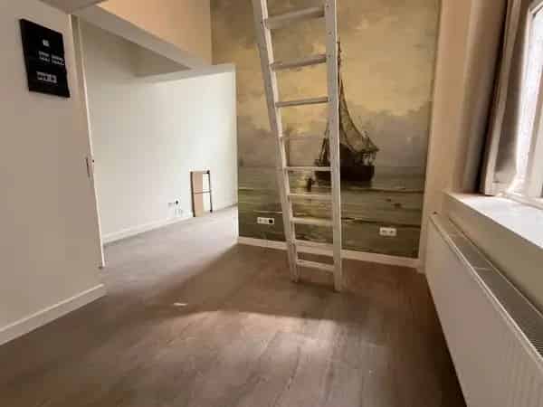 Kamer Westersingel Groningen per direct beschikbaar