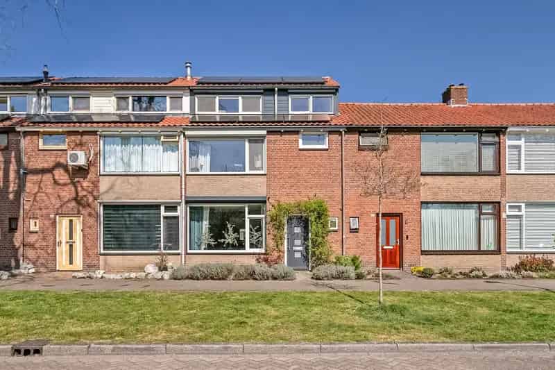 Huis te koop Plan West I: 4 slaapkamers, gerenoveerd, zonnepanelen