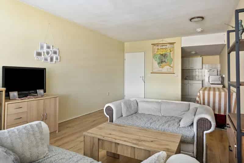 Ruim appartement nabij centrum Waalwijk met balkon