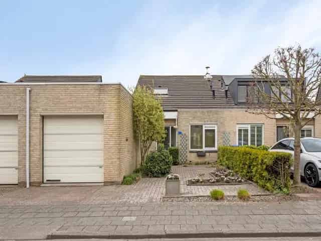 Levensloopbestendige woning te koop Sommelsdijk