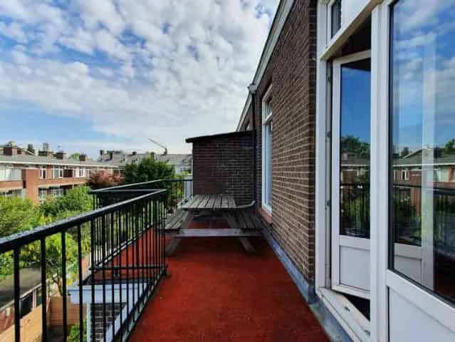 Te Huur: Ruime 6 Slaapkamers Huis in Duinoord Den Haag