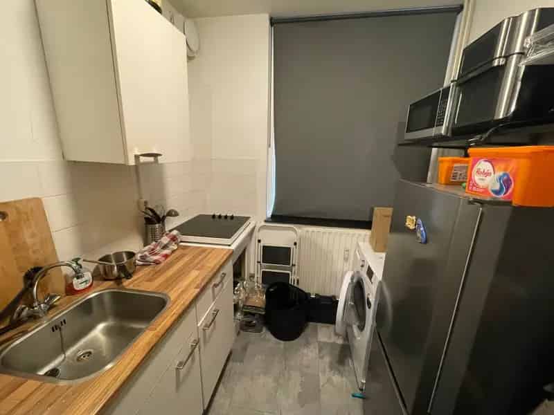 Studio Appartement Beganegond Klein Flatgebouw