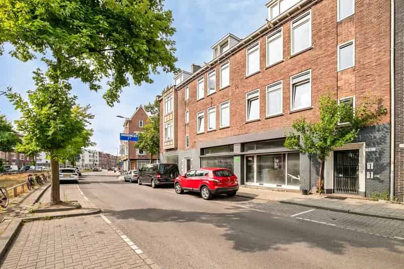 Ruim appartement Rotterdam 6 slaapkamers 2 badkamers