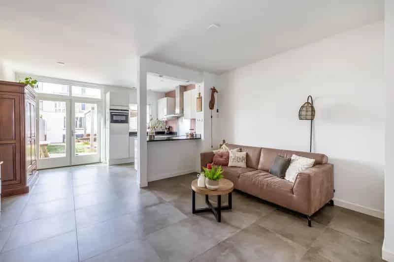 Huis te koop IJmuiden: Gezinshuis Bomenbuurt