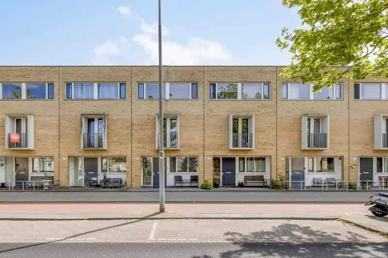 Moderne 5 Slaapkamer Huis te Koop Rotterdam Zuid