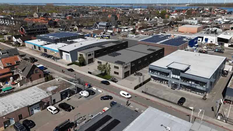Bedrijfshal Bunschoten-Spakenburg | Zoek bedrijfshallen te koop: Zuidwenk 19-02 3751 CA Bunschoten-Spakenburg 