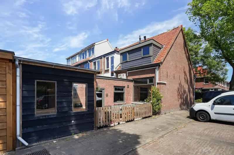 Huis te koop Emmastraat De Lier 2 slaapkamers tuin