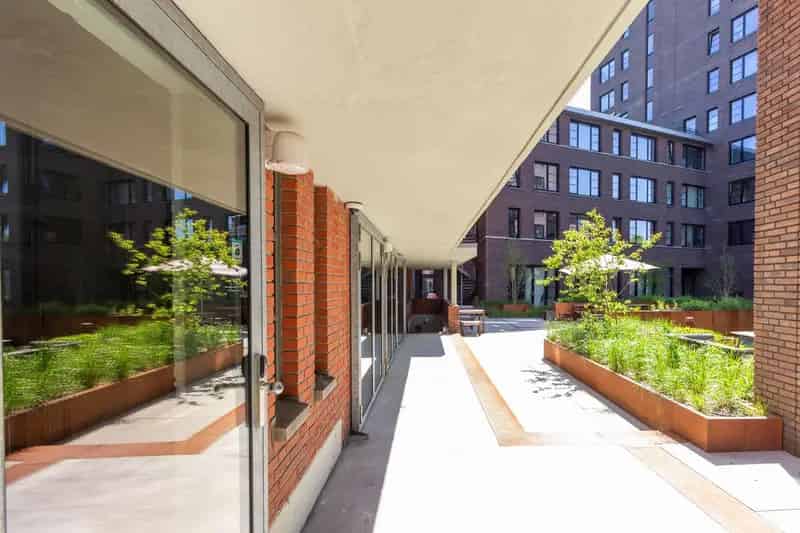 Belegging Haarlem: Duurzaam Bedrijfsgebouw te Koop