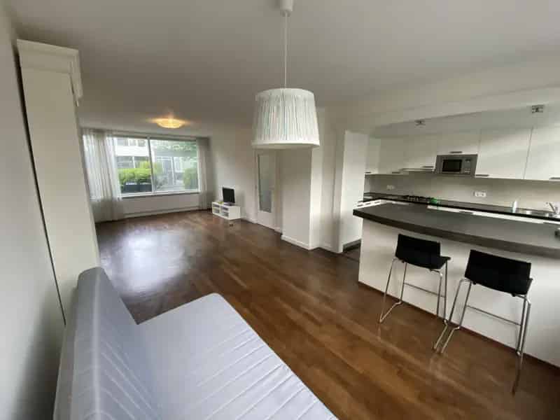 Gezinswoning te huur Amstelveen: 4 slaapkamers, tuin
