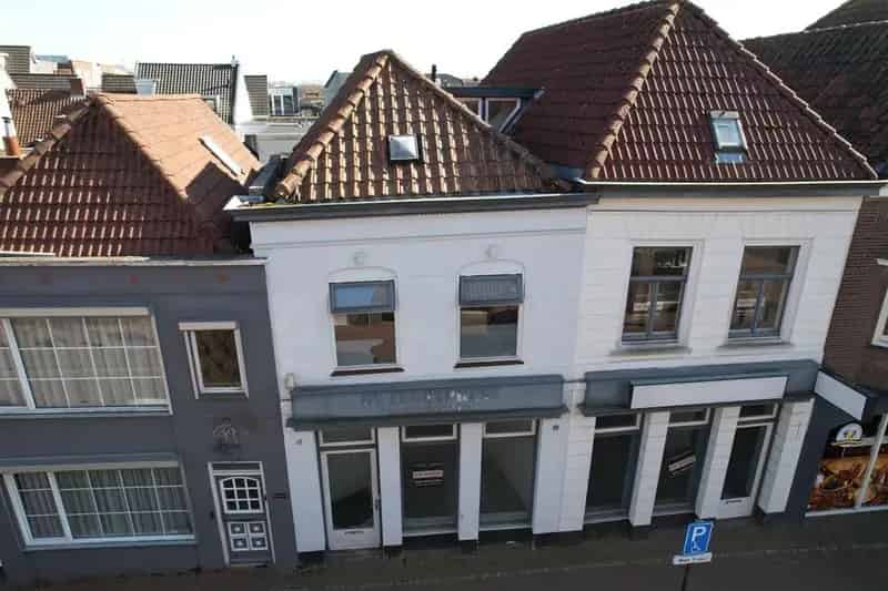 Wonen en Werken Centrum Steenbergen Casco Appartement Winkelruimte
