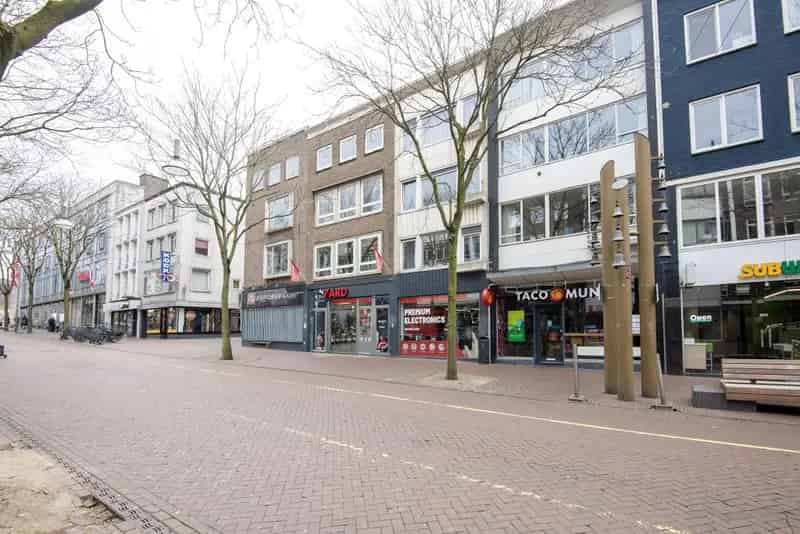 Ruim 5-Kamer Appartement Hartje Stad Nabij Centraal Station