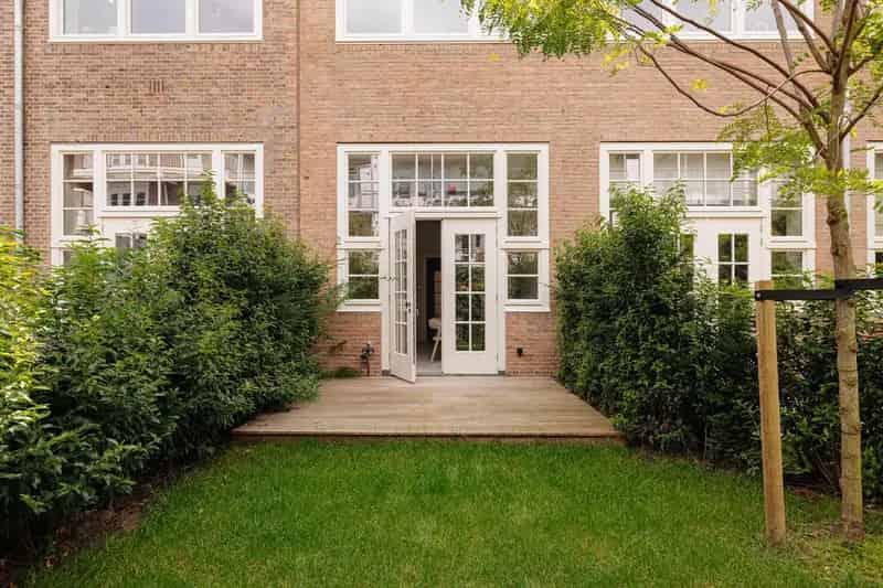 Amsterdam appartement te koop: Luxe 3-laagse gezinswoning met tuin