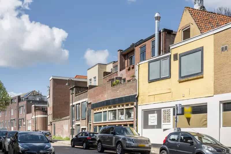 Huis te koop Vlaardingen Markt 39: Woon Winkel Restaurantpand