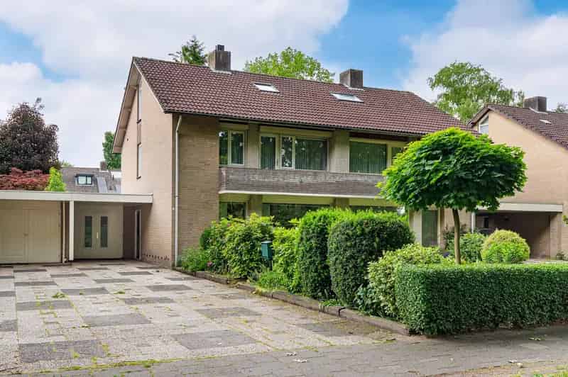 Ruime Twee Onder Een Kapwoning Sint Oedenrode