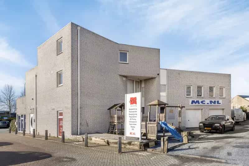 Huis te koop Den Bosch Korvetstraat: Bedrijfswoning met Appartement