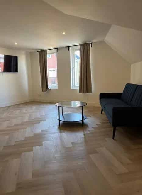 3 Kamer Appartement Uithuizen 111m2