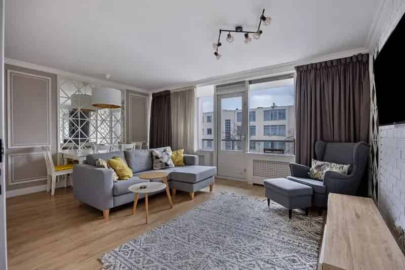 3 Kamer Appartement Venserpolder Nabij Metro Gemeubileerd Mogelijk