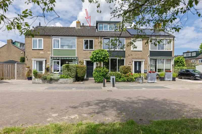 Huis te koop Naarden: Ruime gezinswoning nabij Vesting