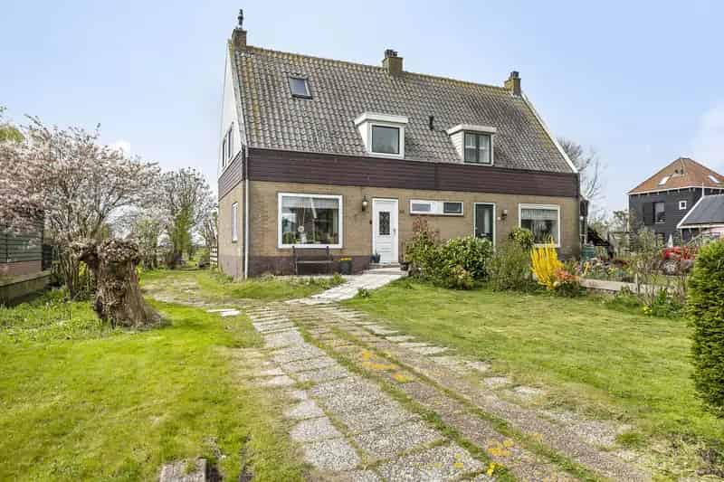 Dorpsstraat 24, Watergang
