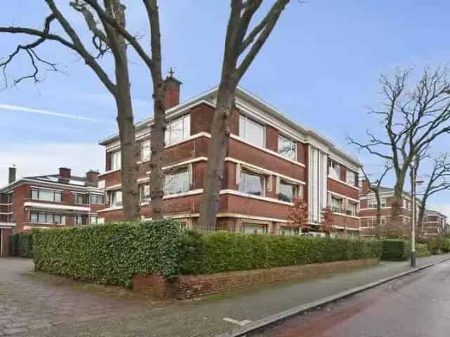 5-kamer hoekappartement Benoordenhout 2 balkons
