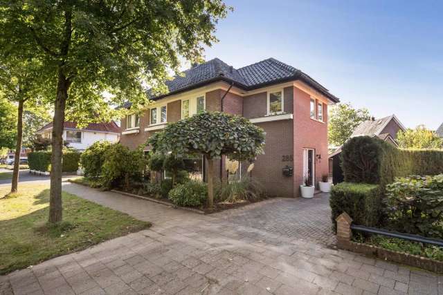 Huis Te Koop in Apeldoorn, Gelderland