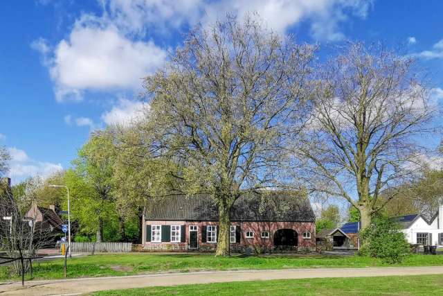 Woonboerderij Te Koop in Tilburg, Noord-Brabant