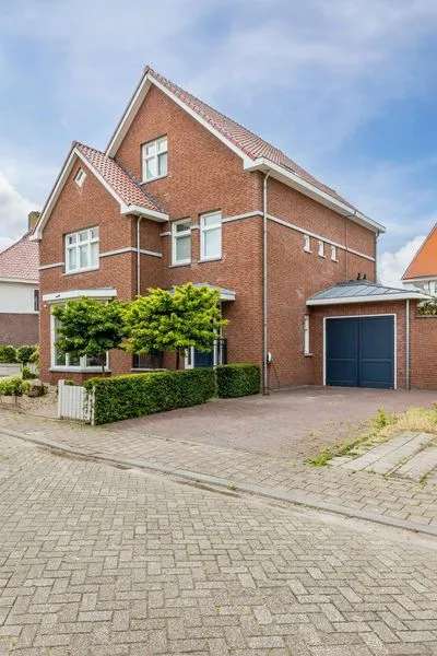 Huis Te Huur in Helmond, Noord-Brabant