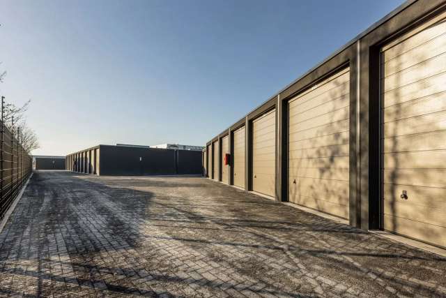 Bedrijfshal Terneuzen | Zoek bedrijfshallen te huur: Garagepark Terneuzen 4538 BS Terneuzen [funda in business]