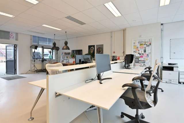 Bedrijfshal Hilversum | Zoek bedrijfshallen te huur: Arendstraat 47 1223 RE Hilversum [funda in business]