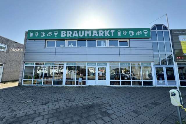 Winkel Almere | Zoek winkels te koop: Markerkant 11 11 1316 AE Almere [funda in business]