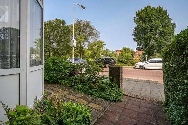 Benedenwoning Te Koop in Den Haag, Zuid-Holland