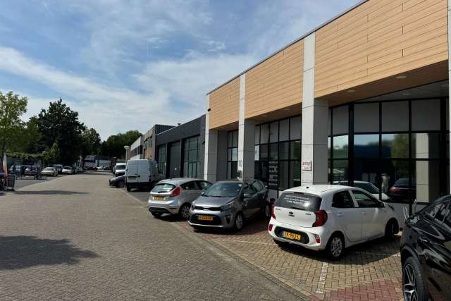 Bedrijfshal Eindhoven | Zoek bedrijfshallen te huur: Raedeckerstraat 10 5623 EX Eindhoven [funda in business]